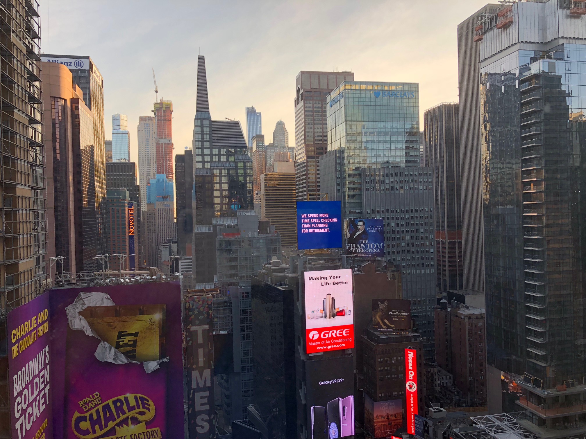Edificio De Suits En New York